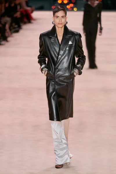 Look 47